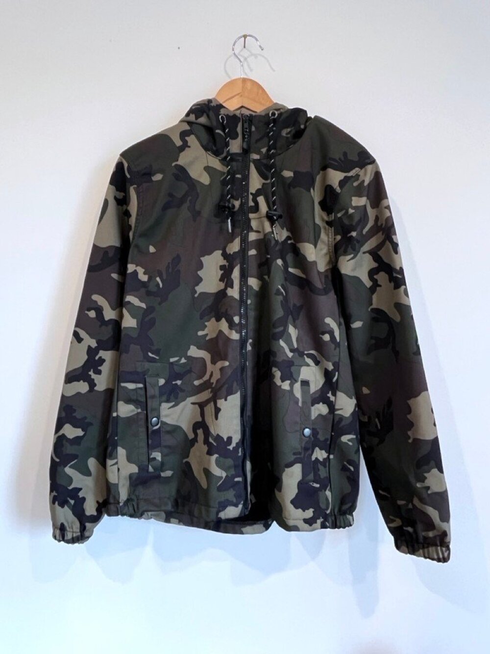 NOMAD Woodland Camo Fleece Lined Hooded Zip Jacket Mens M Outdoor